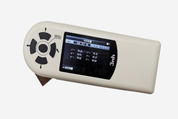 色差仪测量时屏幕总是闪烁是怎么回事？